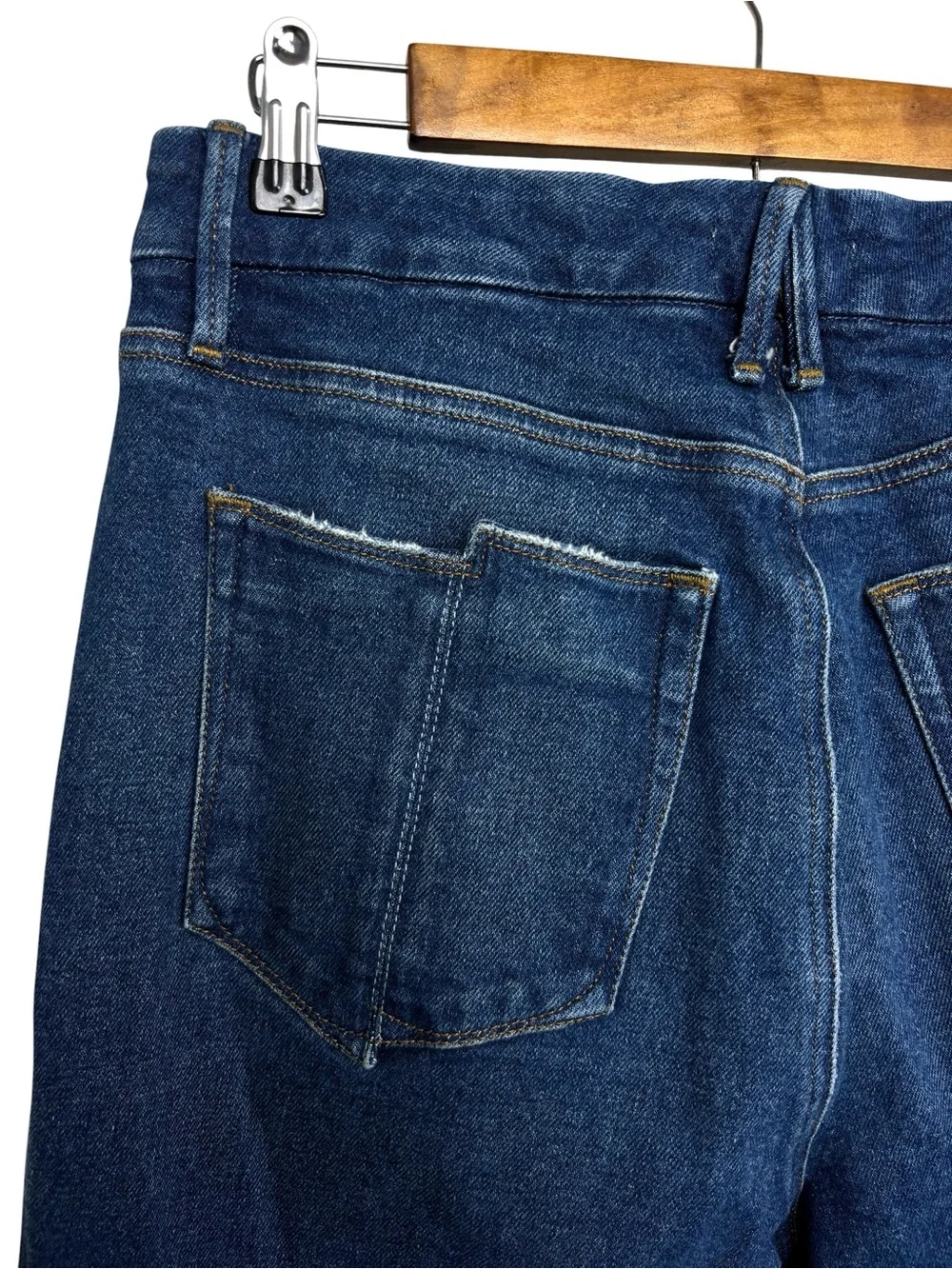 Good American Good Curve Split Pocket High Rise Straight Jeans Size 10 / 30